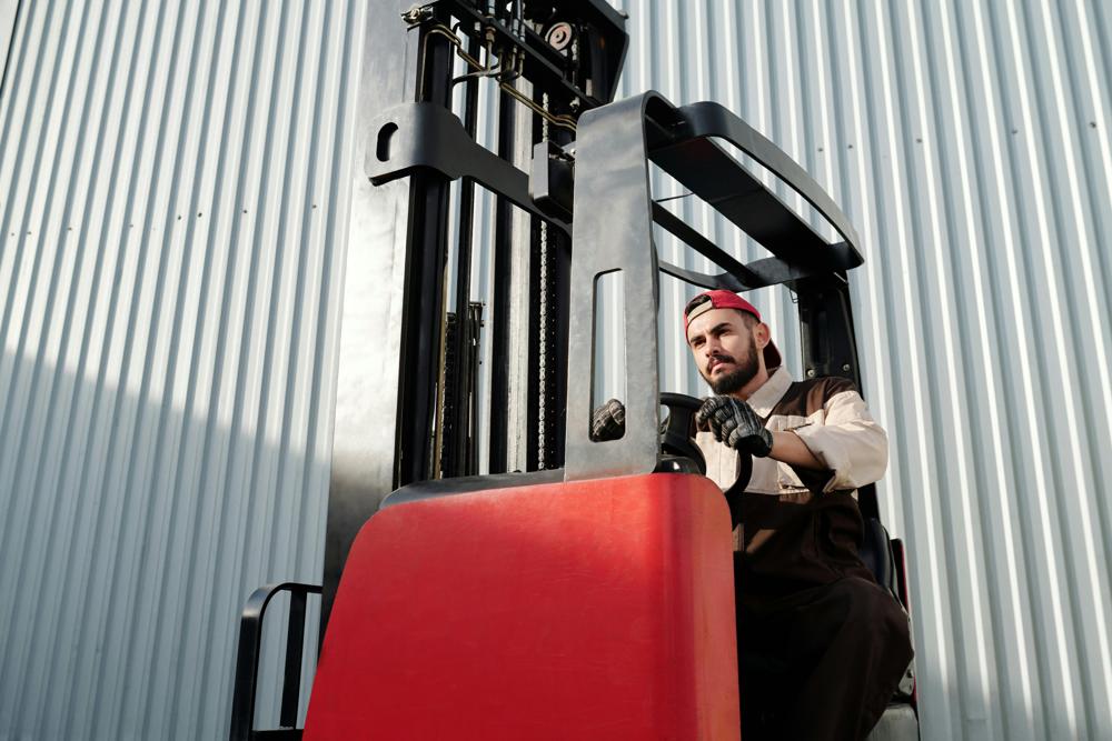 forklift operation-43d28ececf654554a244c48b28d3ce2f.jpg forklift operation