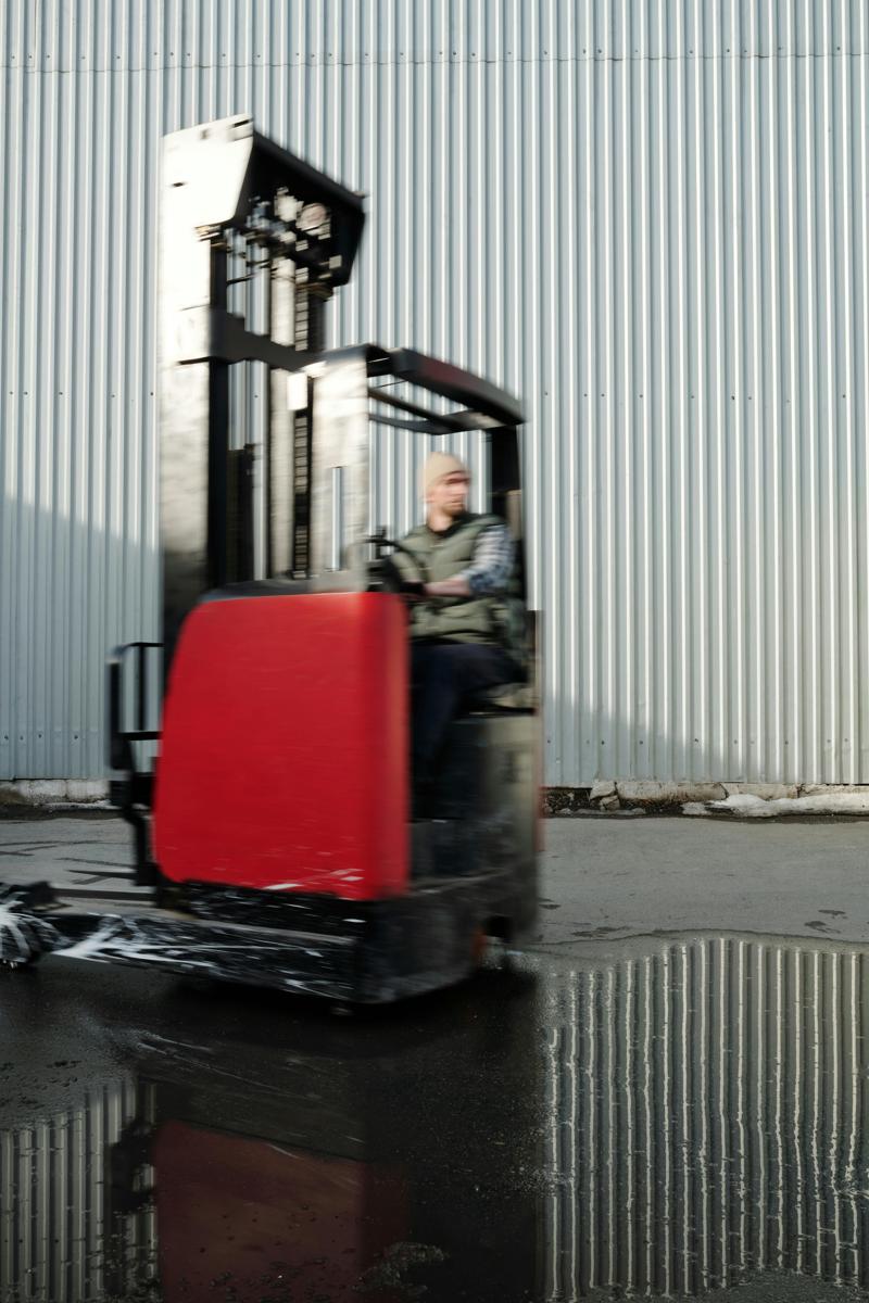 forklift safety-bcfa6ff3917b45cfa6b4727505e840ad.jpg forklift safety